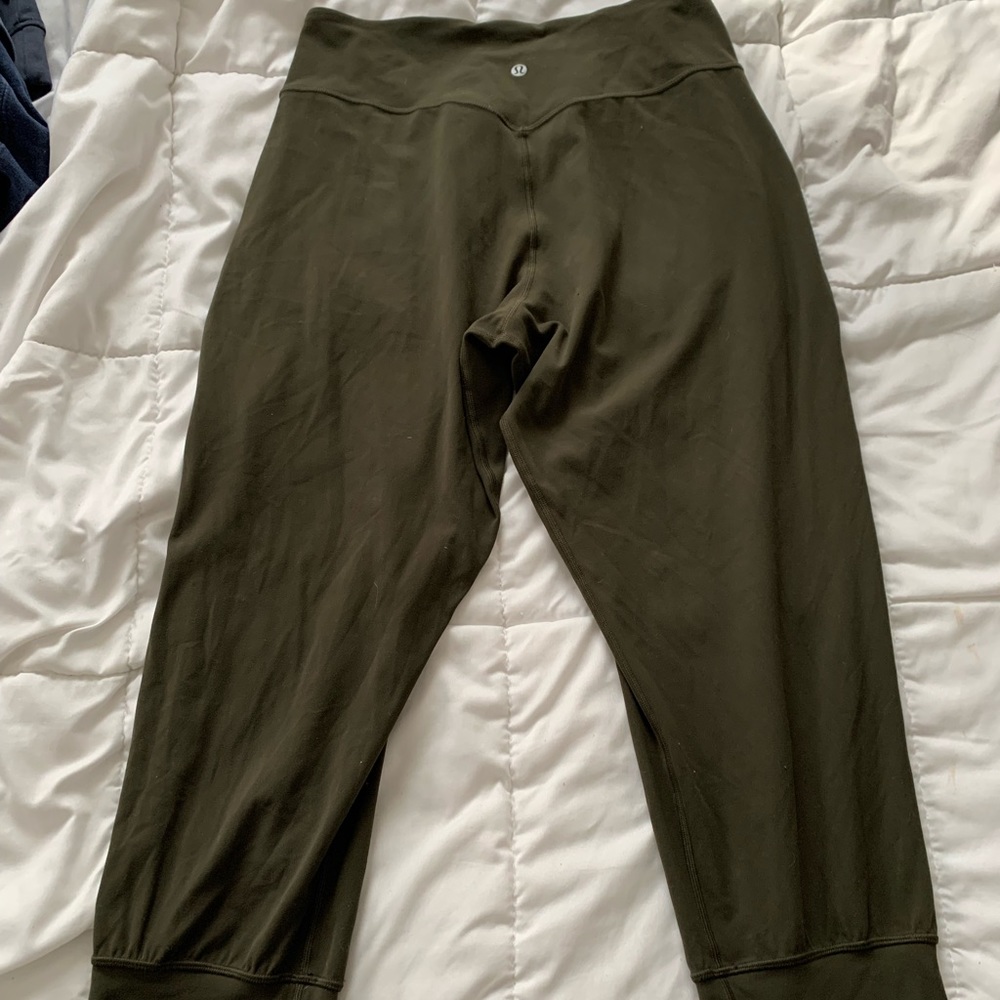 Lululemon Athletics Crop Leggings With Pockets